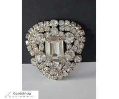 Large rhinestone brooch